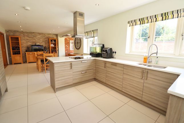 7, Park View Mews, Lincoln photo 2