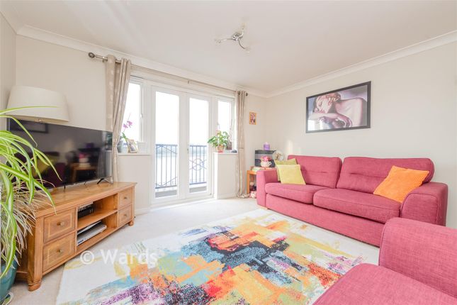 3-bed house on 22, Applecross Close, Rochester, £425,000