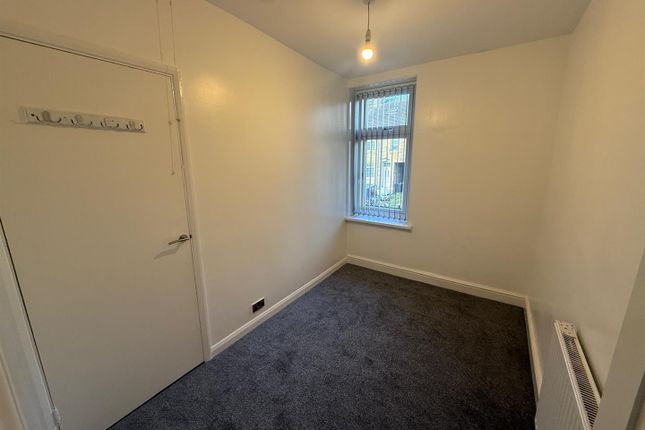 Hoxton Street, Bradford photo 4