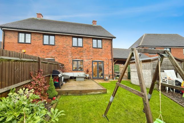 27, Honeysuckle Avenue, Ashford photo 2