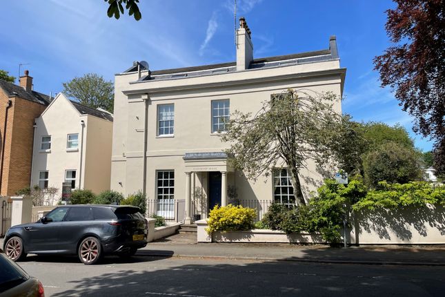Thumbnail Flat for sale in Beauchamp Hill, Leamington Spa, Warwickshire