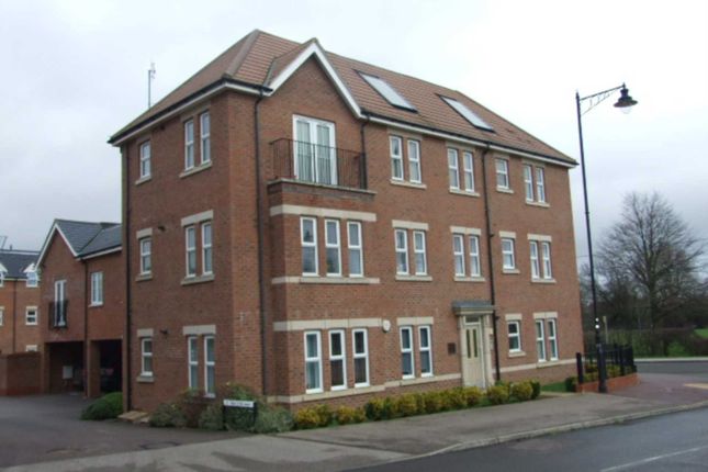 Thumbnail Flat to rent in Greensand View, Woburn Sands