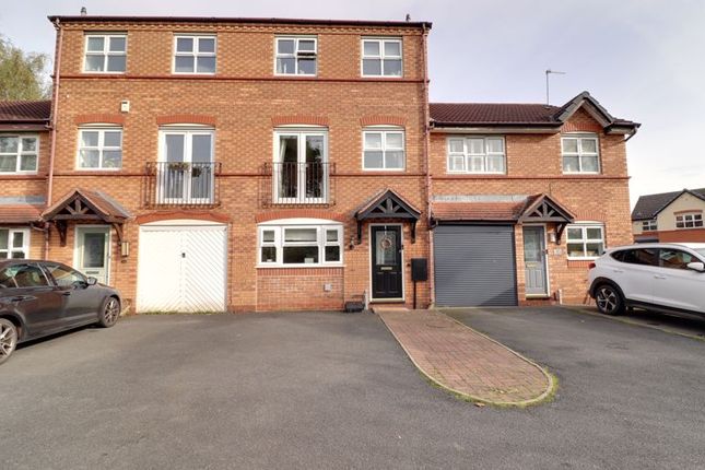 Thumbnail Town house for sale in Virginia Avenue, Meadowcroft Park, Stafford