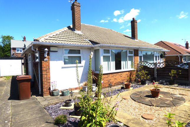1 bed semi-detached bungalow to rent in Spring Valley Avenue, Bramley LS13