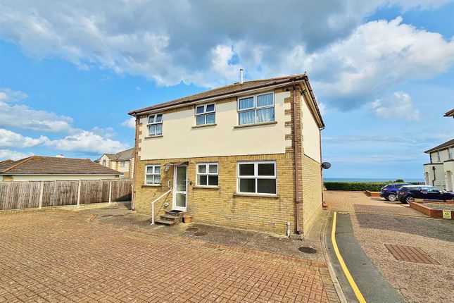 Maisonette for sale in Seaview Heights, Walton On The Naze