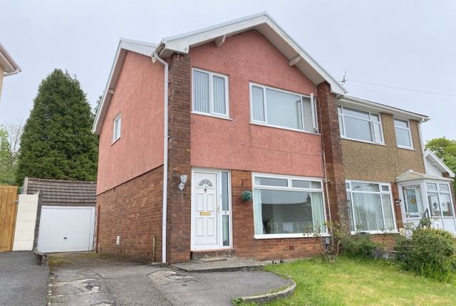 Thumbnail Semi-detached house to rent in St Christopher Drive, Killay, Swansea