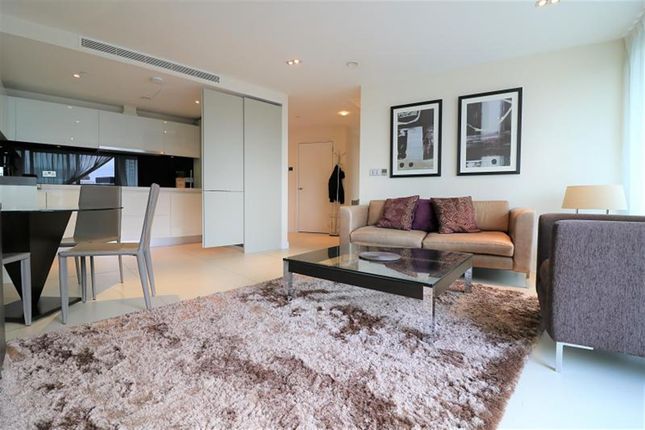 Flat for sale in Bezier Apartments, City Road, Old Street, London