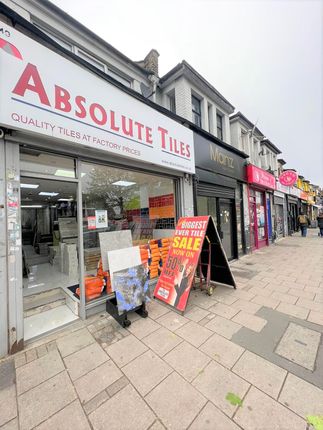 Thumbnail Commercial property to let in High Road, Ilford