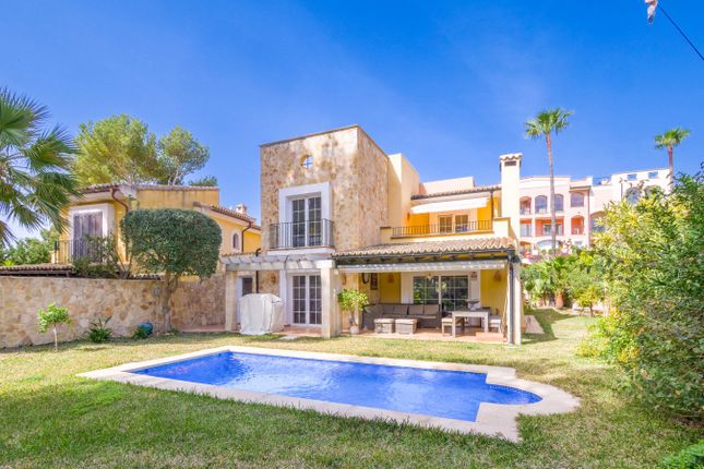 Photo of Villa, Nova Santa Ponsa, Mallorca, 07180