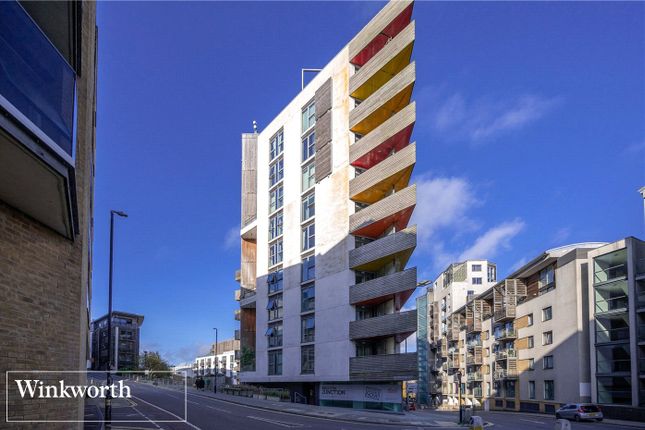 Thumbnail Flat to rent in Stroudley Road, Brighton, East Sussex