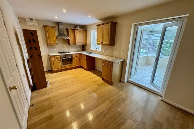 30, Constantine Crescent, Scarborough photo 4