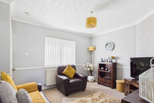 64, Gilda Crescent, Bristol photo 2