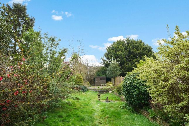 Semi-detached house for sale in Winchmore Hill Road, Southgate