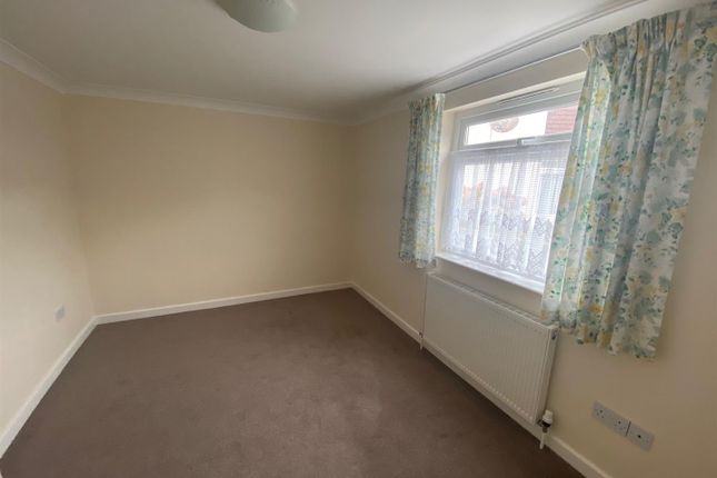 Bedroom 2.Jpg
