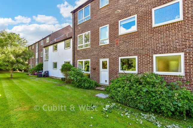 2-bed flat on Marden House, Dial Close, Barnham, £160,000