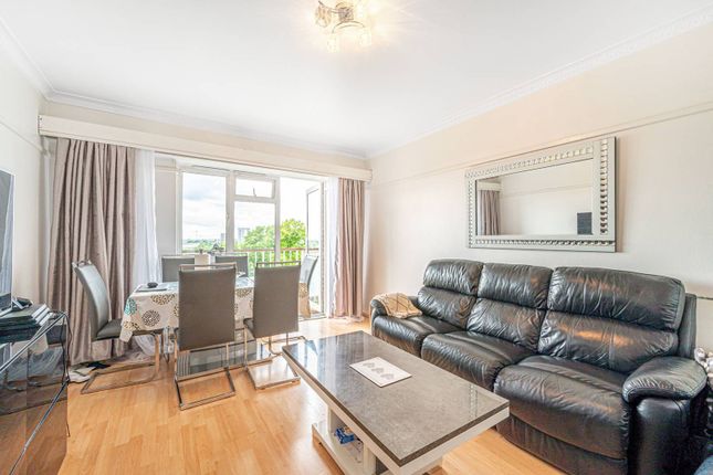 Thumbnail Flat for sale in Campden House, Swiss Cottage, London