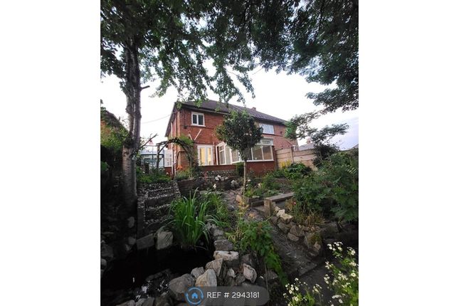 Piggott Grove, Stoke-On-Trent photo 2