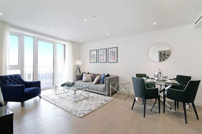 Thumbnail Flat to rent in Vaughan Way, Wapping, London