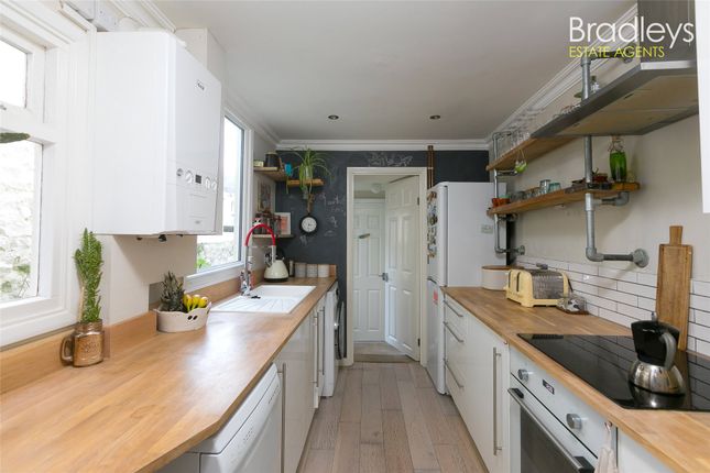 26, Daniel Place, Cornwall photo 4