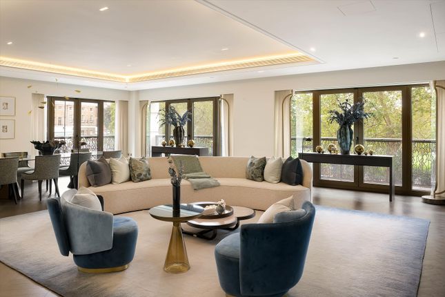 Flat for sale in Clarges Street, Mayfair, London