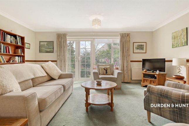 1 Tower Court, Ongar photo 2