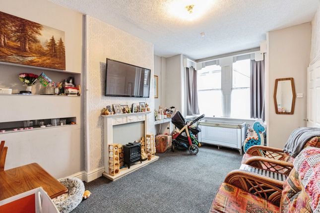 101, Elizabeth Street, Lancashire photo 4