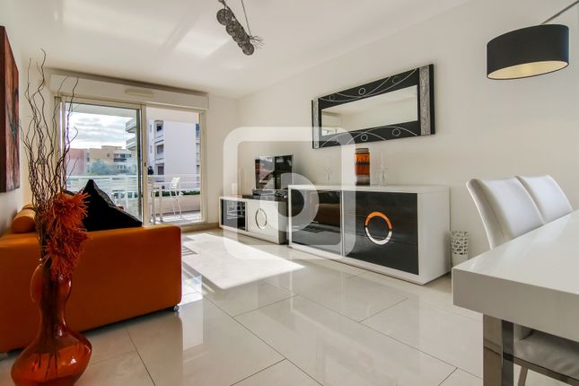 Apartment for sale in Antibes, Provence-Alpes-Cote D'azur, 06600, France