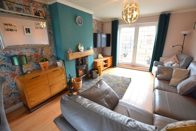 1, Rowe Green, Denton photo 2