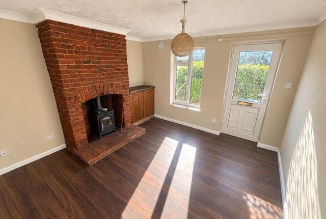 3 Rose Hill Cottages, Swaffham Road, DEREHAM photo 5
