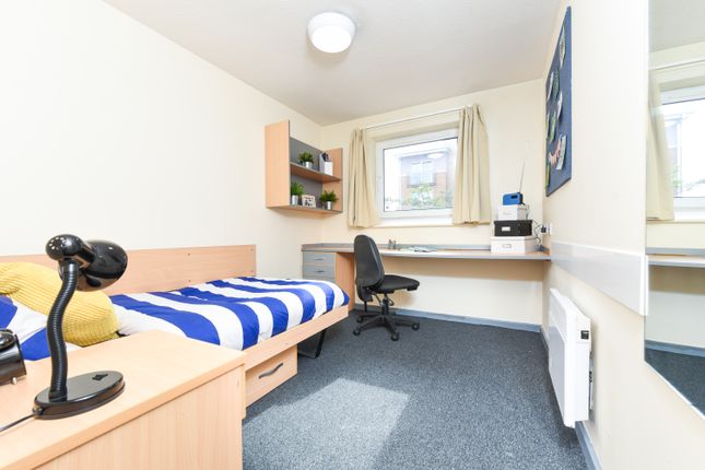 Thumbnail Room to rent in Crown Station Place, Edge Hill, Liverpool