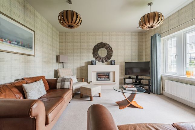 10, Greenstone Loan, Ratho photo 2