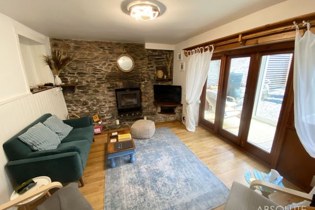 7 Horsepool Street, Brixham photo 2