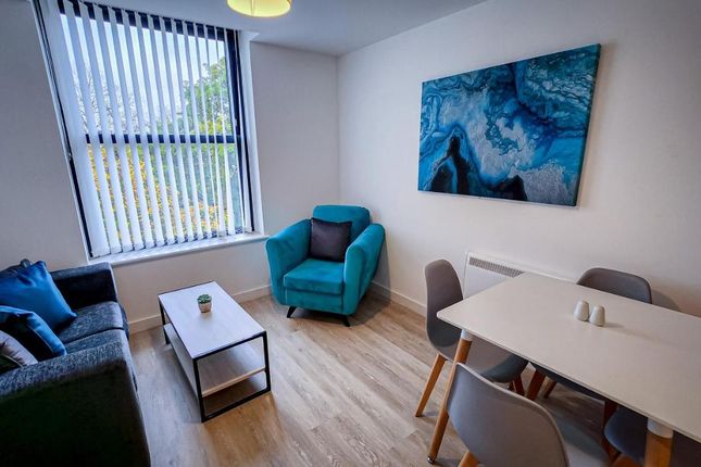 Thumbnail Flat to rent in Cross Street, Preston