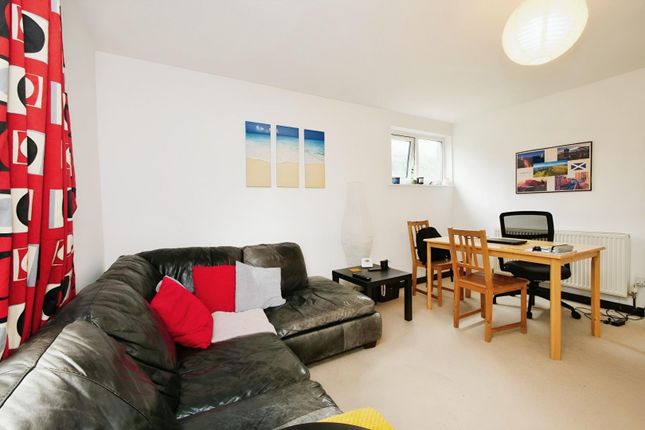 Flat for sale in Ancress Walk, York