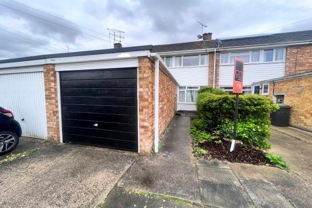Thumbnail Semi-detached house to rent in Sunrise Avenue, Chelmsford