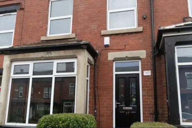 5-bed house on 67, LEEDS, £2,690/mo