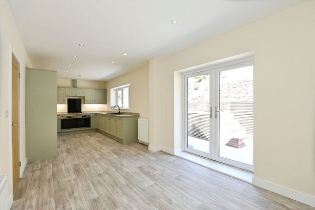 Cherry Tree House, Station Road, Leek photo 4