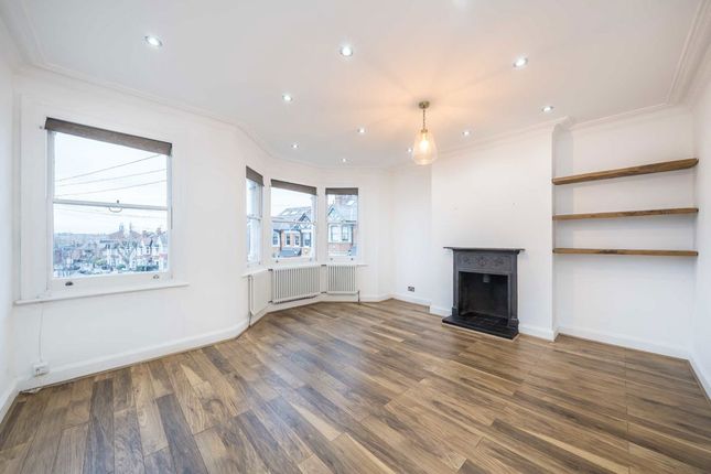 First Floor Flat, 23, Kings Road, London photo 2