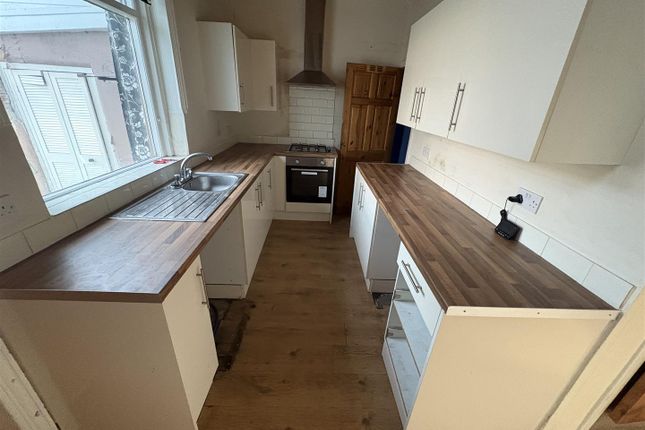 75, First Street, Bradford photo 2