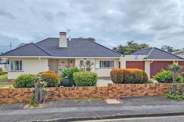 Detached house for sale in 63 Langerman Avenue, Milnerton, Western Seaboard, Western Cape, South Africa