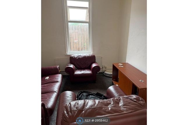 Lyndhurst Terrace, New Herrington, Sunderland photo 3