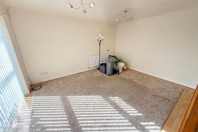 5 Heol Islwyn, Swansea photo 3