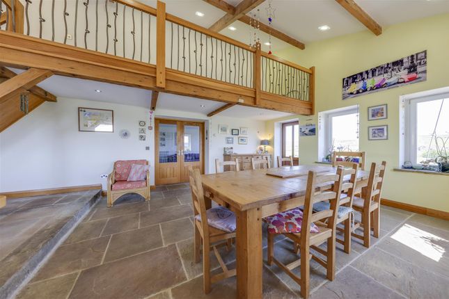 Open Plan Kitchen / Dining