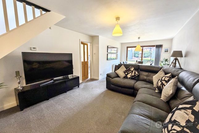 90 Shakespeare Drive, Nuneaton, Warwickshire photo 4