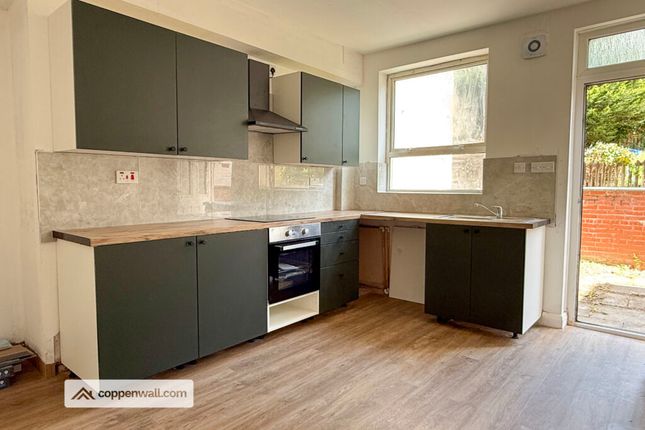 5, Warkworth Terrace, Bacup photo 3