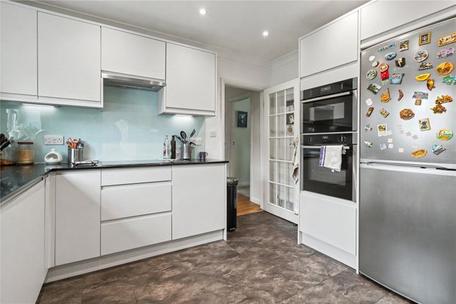 3, Darcy Close, Coulsdon photo 4
