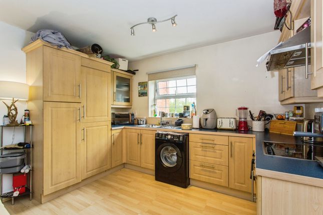9, Maple House, Chorley photo 4