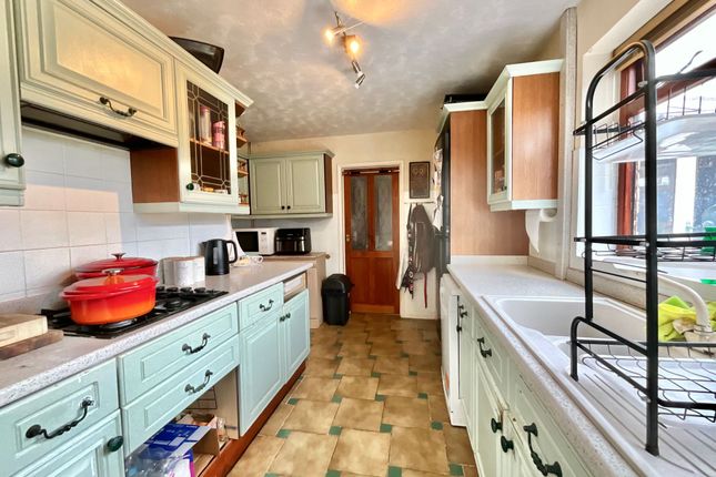 3 Wedgwood Road, Stoke-On-Trent photo 3