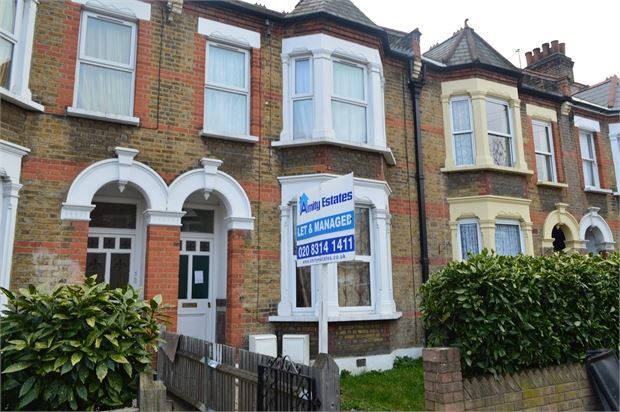 Thumbnail Flat to rent in Pattenden Road, Catford, London