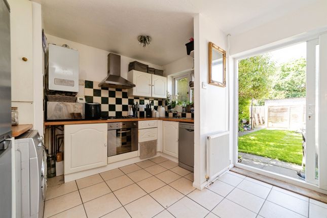 62, Chase Hill Road, Arlesey photo 2